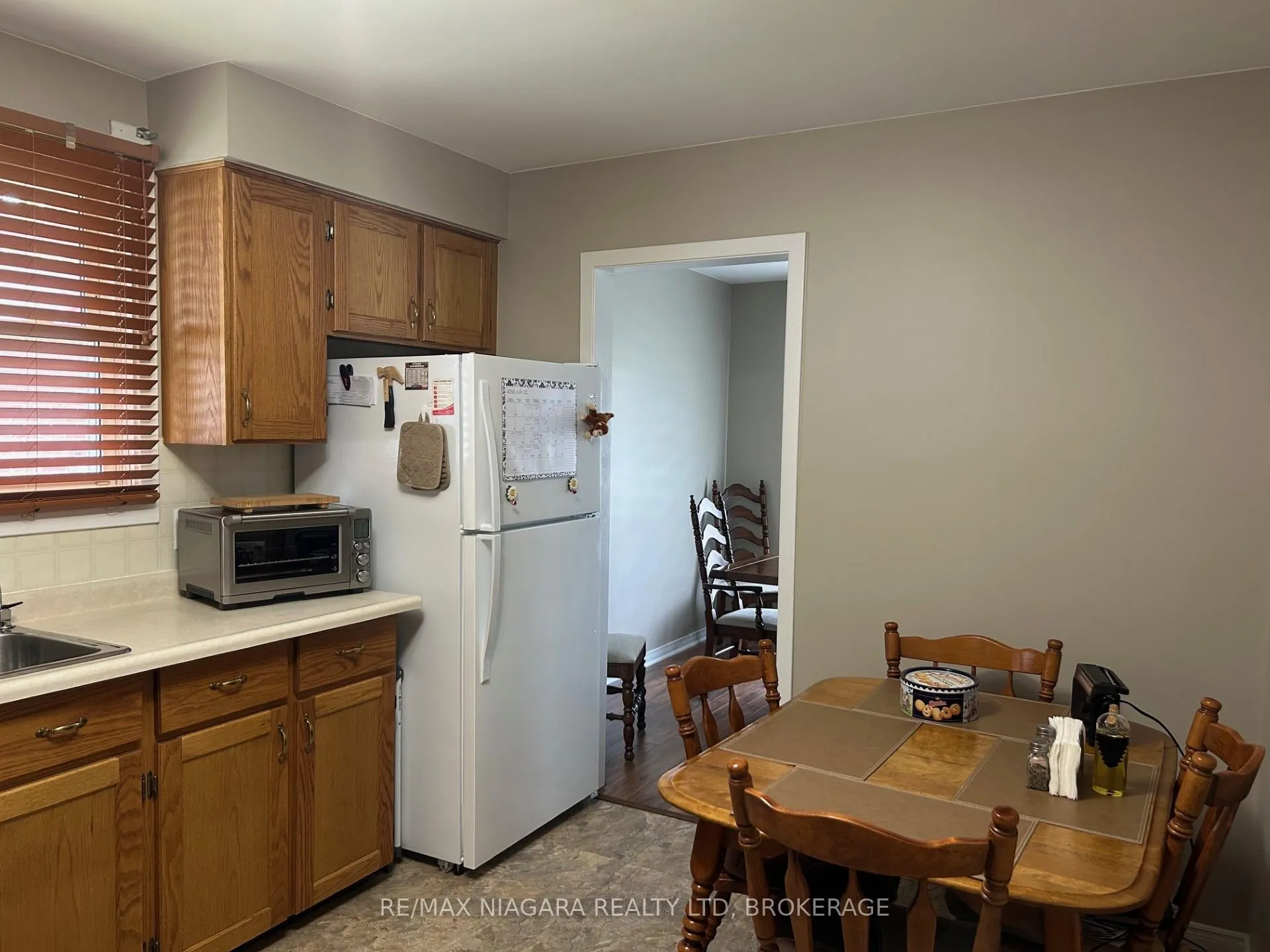 Photo 15 of 7058 Freeman Street, Niagara Falls, Morrison — HOMEH