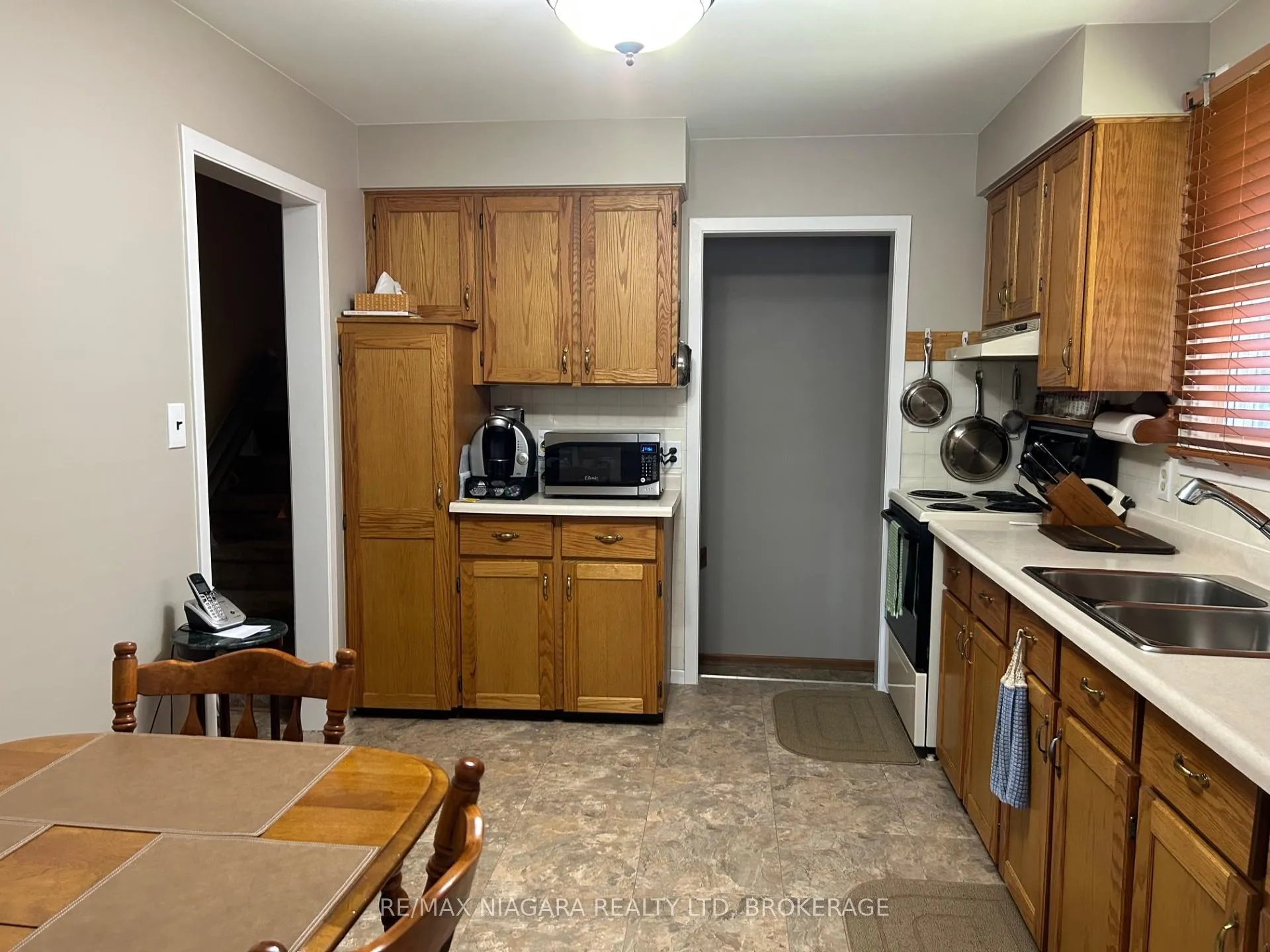 Photo 16 of 7058 Freeman Street, Niagara Falls, Morrison — HOMEH