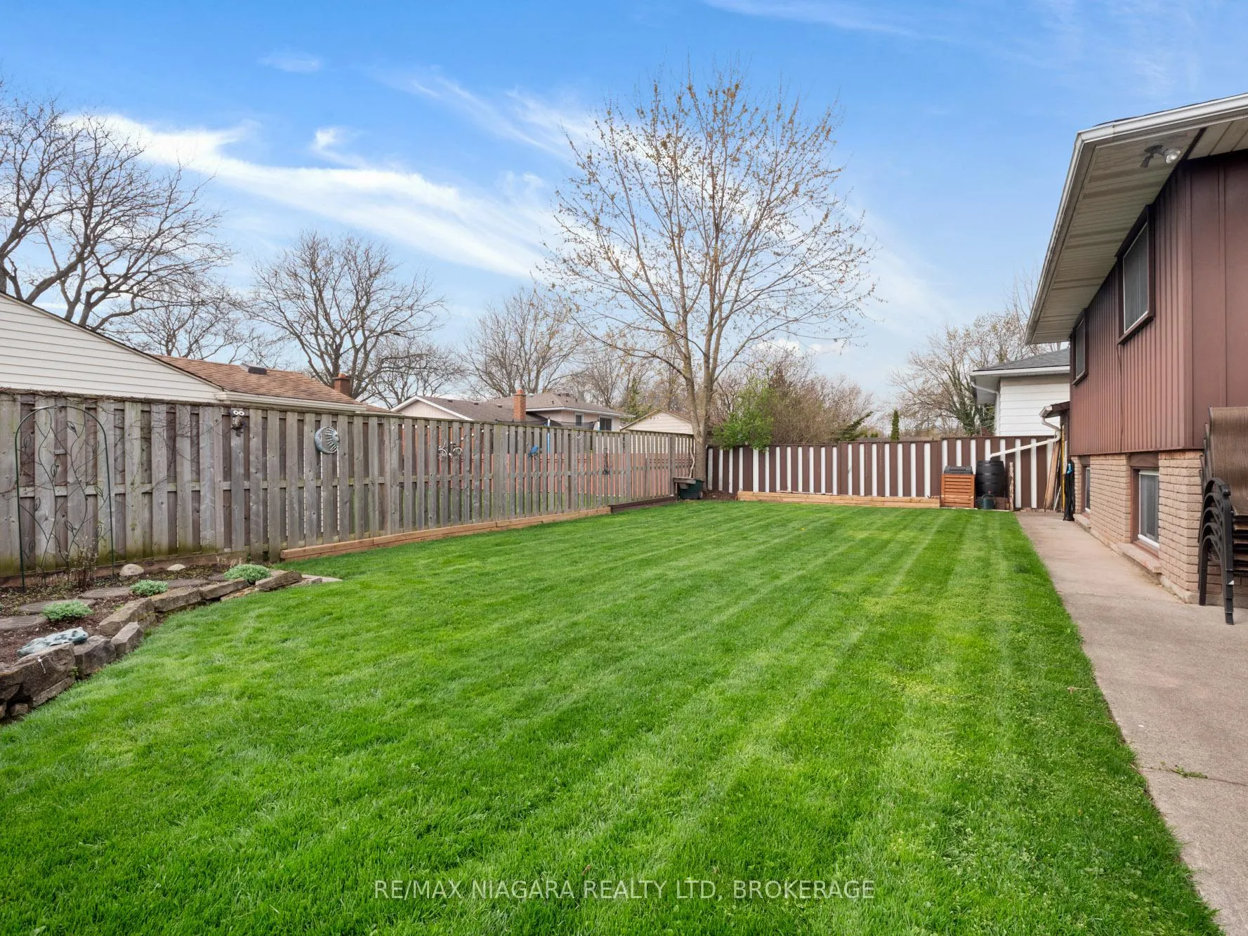 Photo 38 of 7058 Freeman Street, Niagara Falls, Morrison — HOMEH