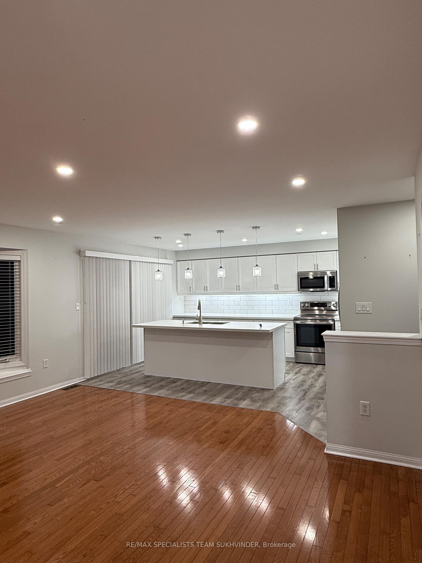 Photo 4 of 68 John W Taylor Avenue, New Tecumseth, Alliston — HOMEH