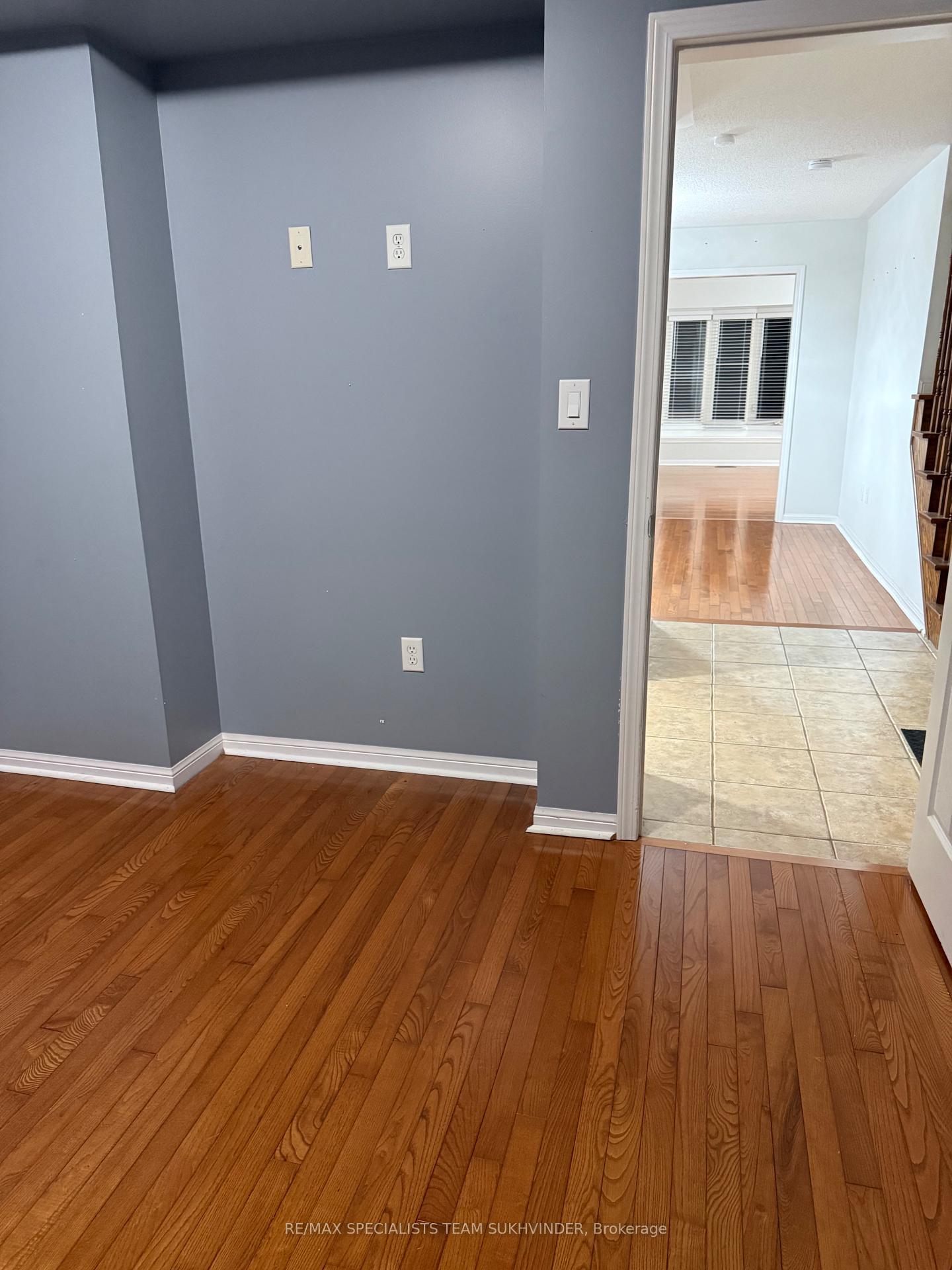 Photo 34 of 68 John W Taylor Avenue, New Tecumseth, Alliston — HOMEH