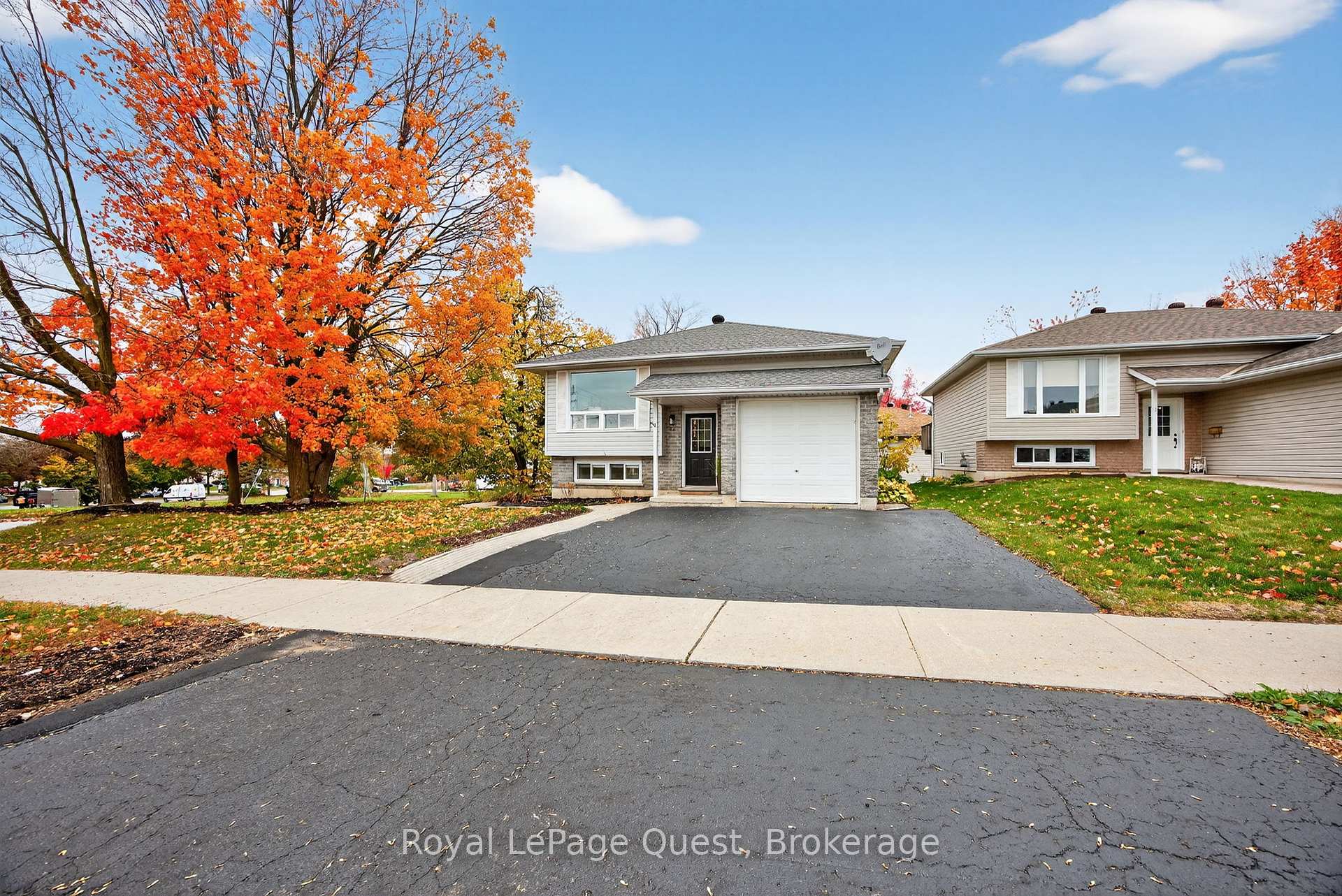 Photo 1 of 42 Jordon Crescent, Orillia — HOMEH