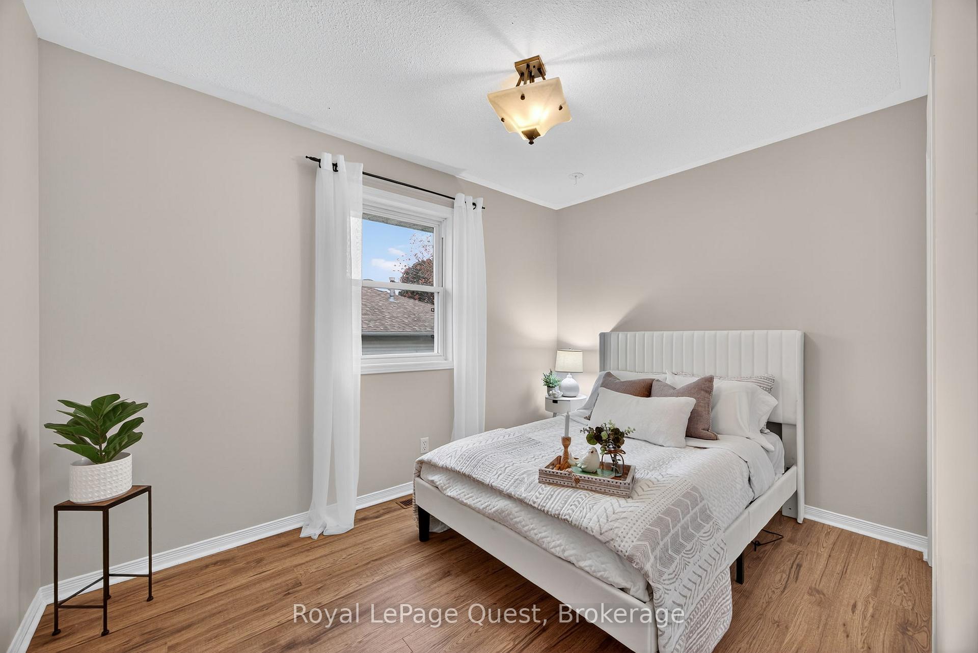 Photo 19 of 42 Jordon Crescent, Orillia — HOMEH