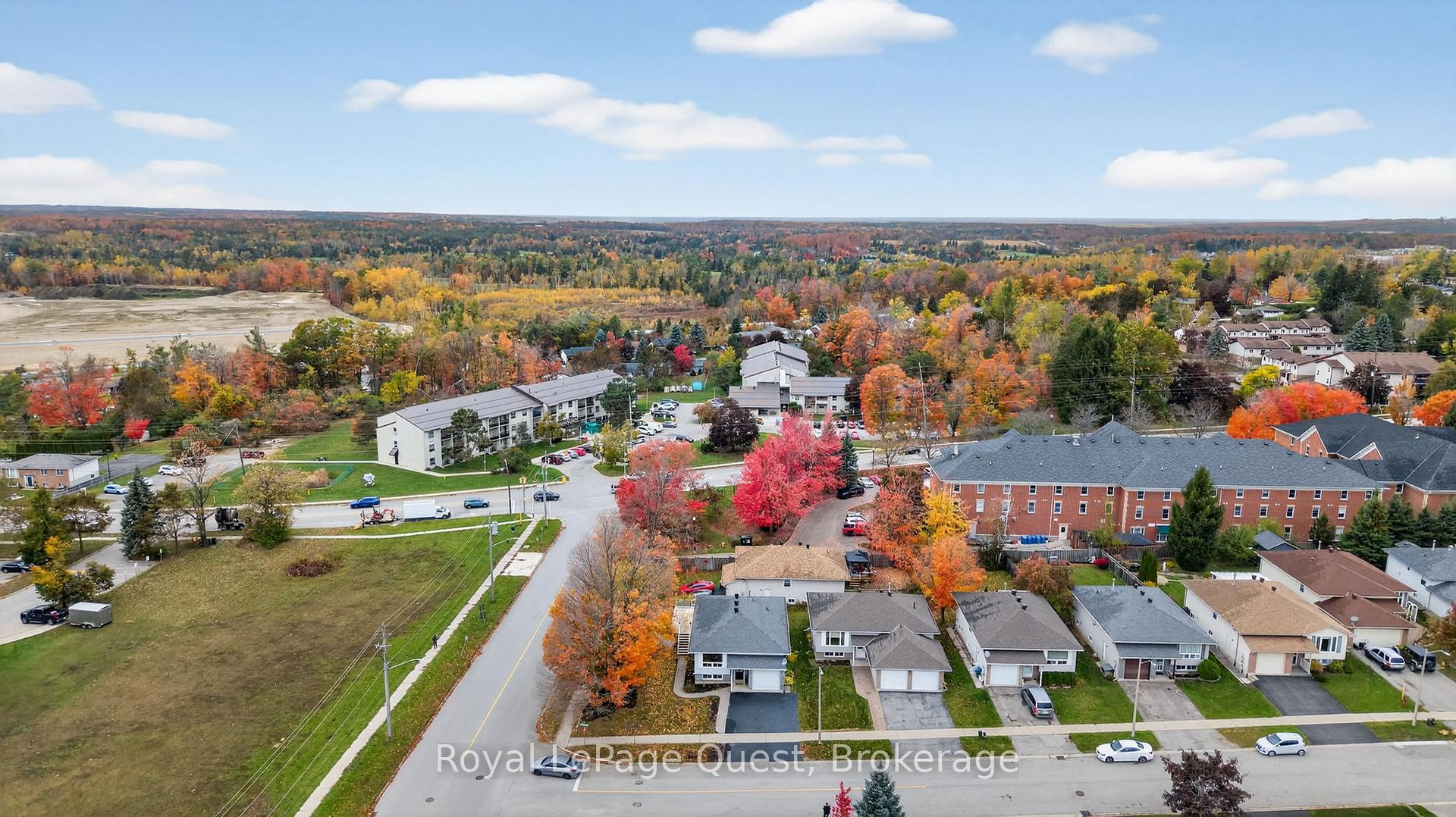 Photo 38 of 42 Jordon Crescent, Orillia — HOMEH