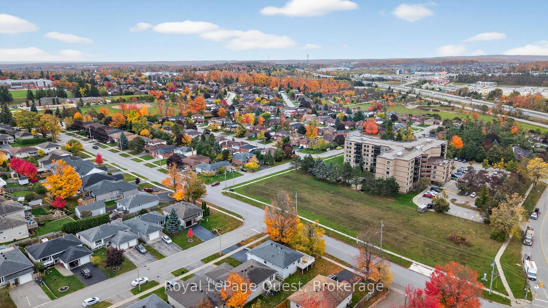 Photo 40 of 42 Jordon Crescent, Orillia — HOMEH