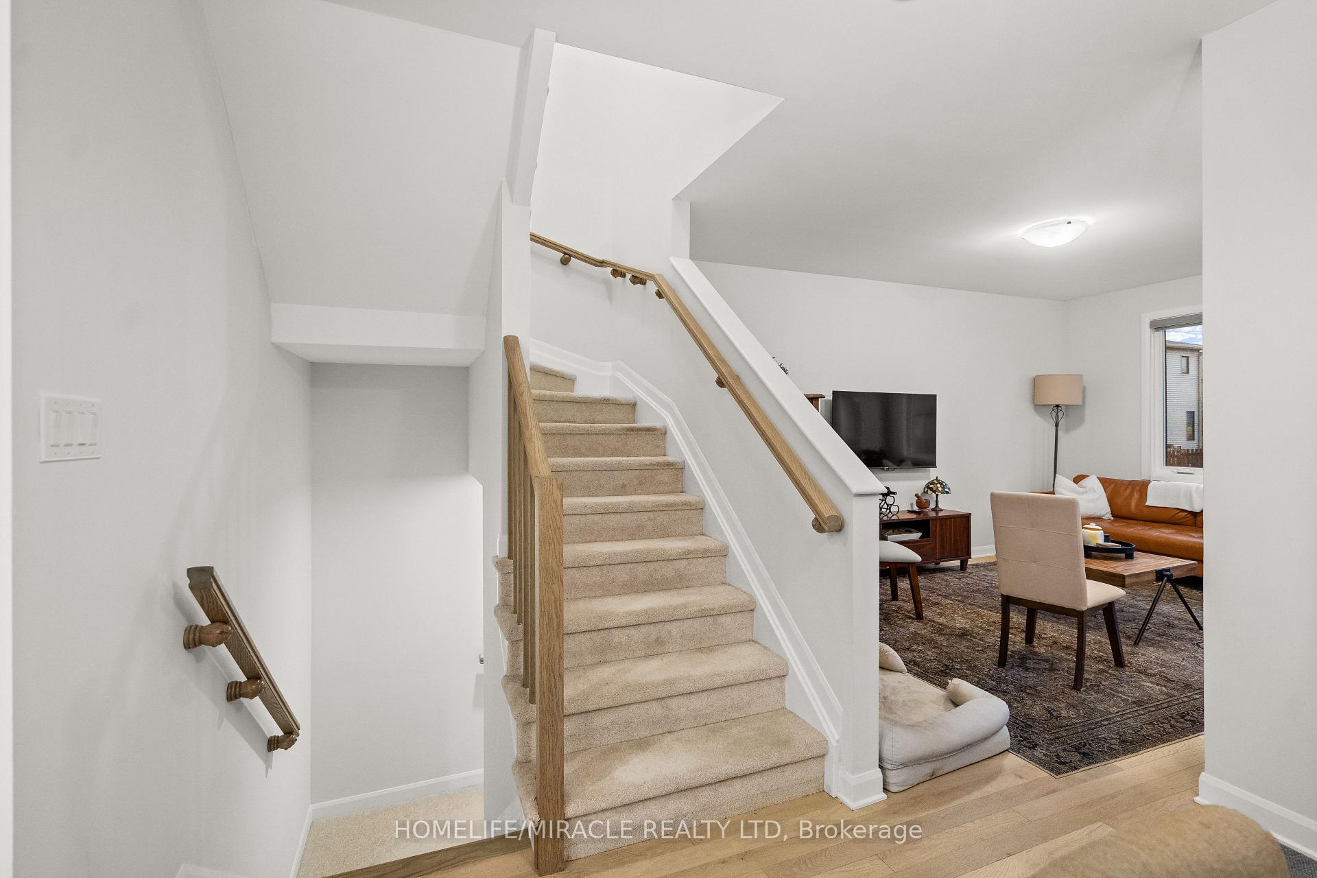 Photo 6 of 307 Blossom Pass Terrace, Ottawa, Avalon East — HOMEH