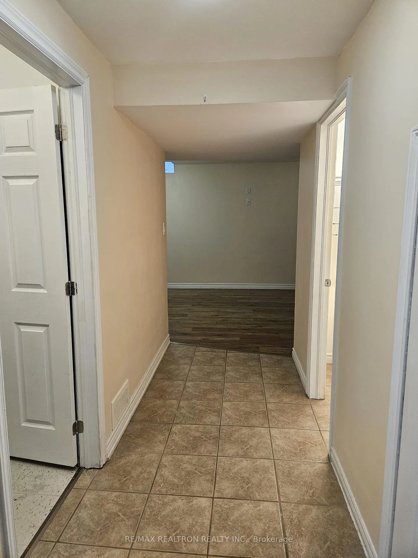 Photo 10 of Unit BSMT, 178 Keffer Circle, Newmarket, Armitage — HOMEH