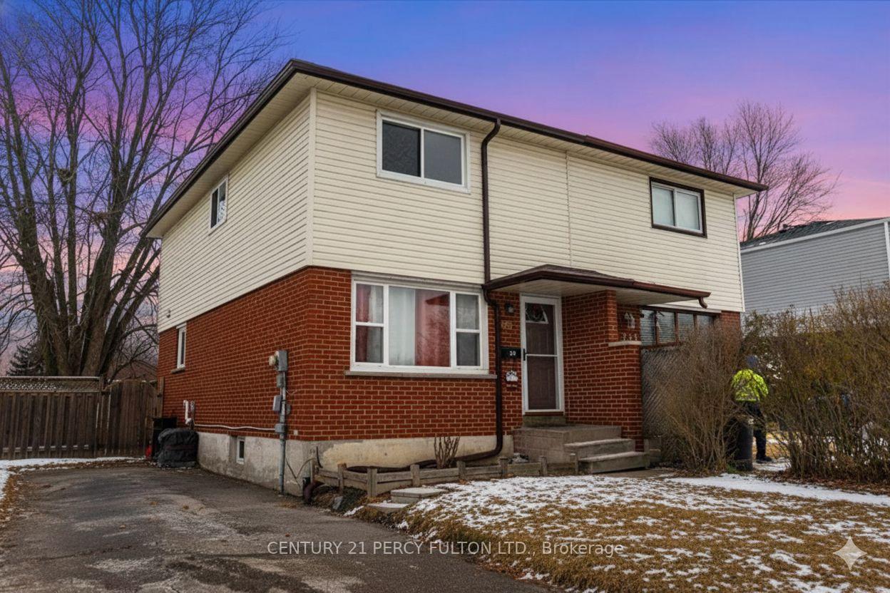 Photo 38 of 279 Vancouver Crescent, Oshawa, Vanier — HOMEH