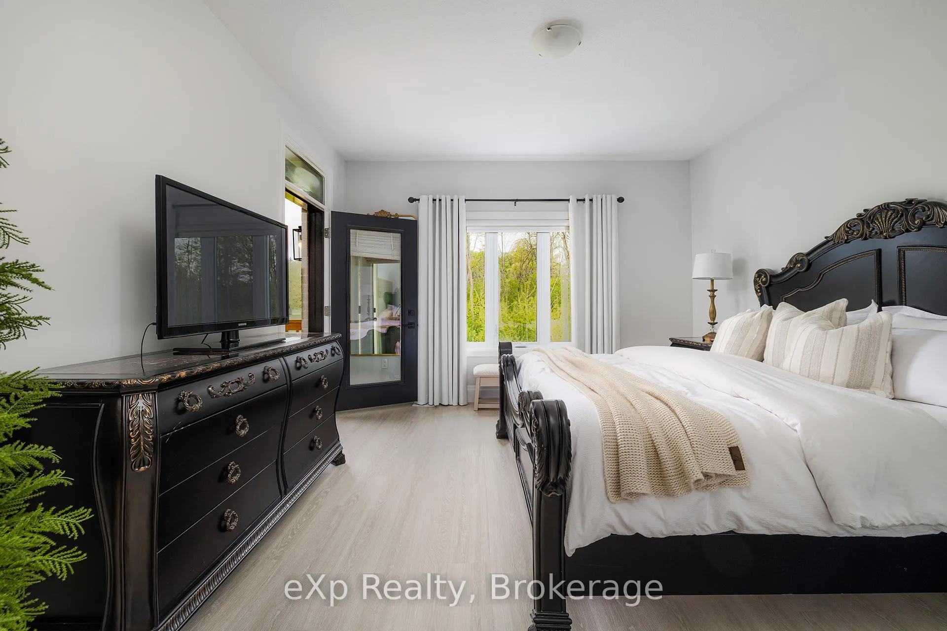 Photo 16 of 41 Gilmer Crescent, North Perth, Listowel — HOMEH