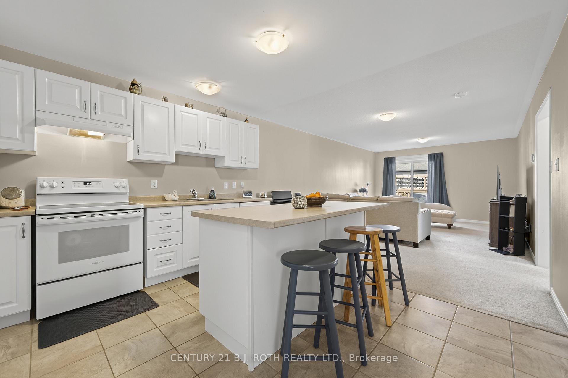 Photo 2 of 162 Diana Drive, Orillia — HOMEH