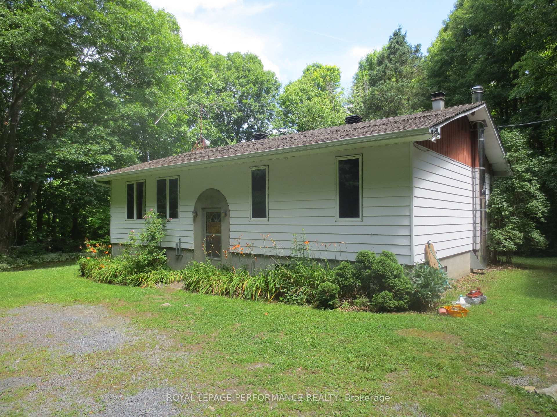 Photo 2 of 21625 Concession Rd 10, North Glengarry, North Glengarry (Lochiel) Twp — HOMEH