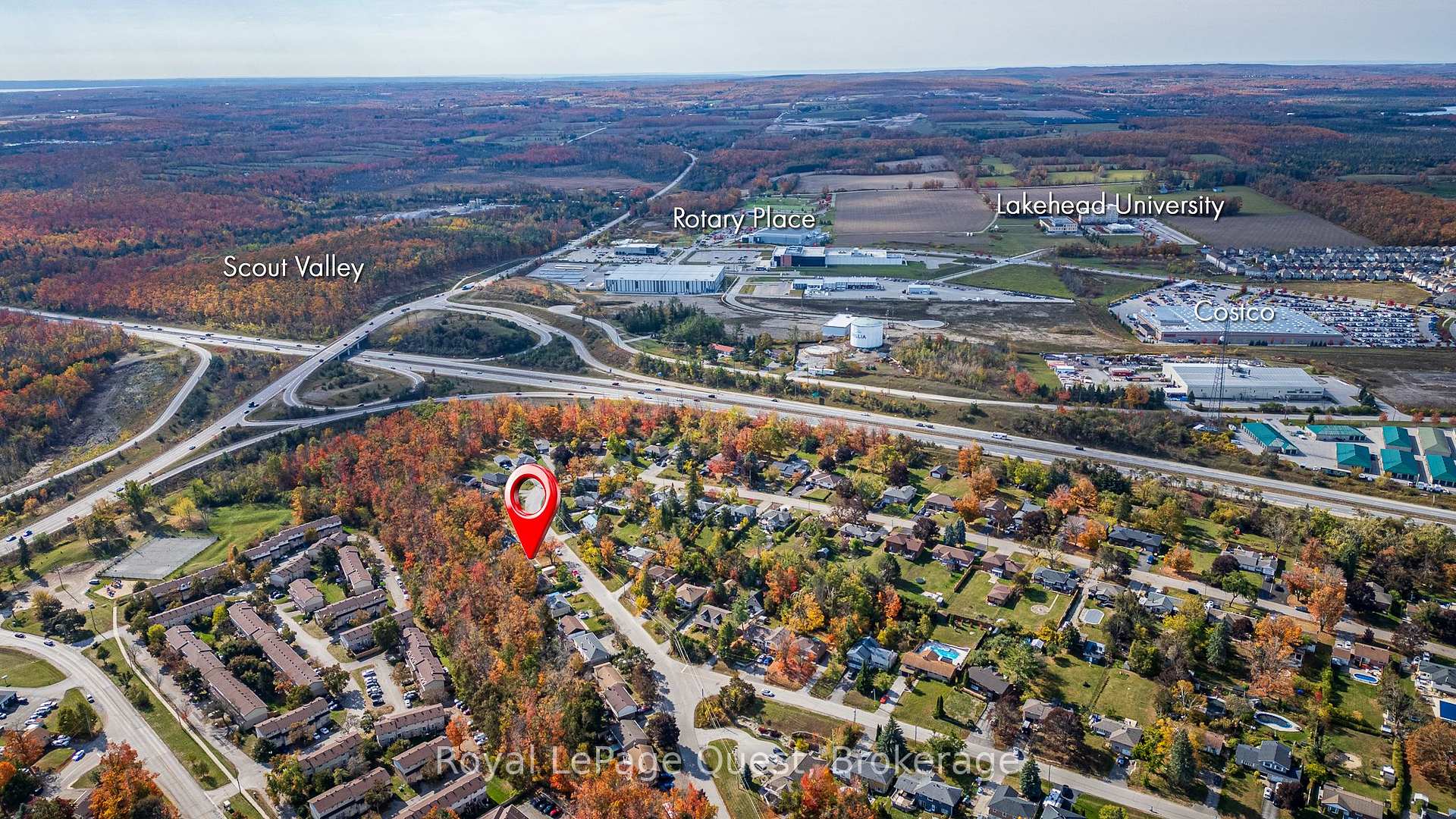 Photo 3 of 15 Karen Crescent, Orillia — HOMEH