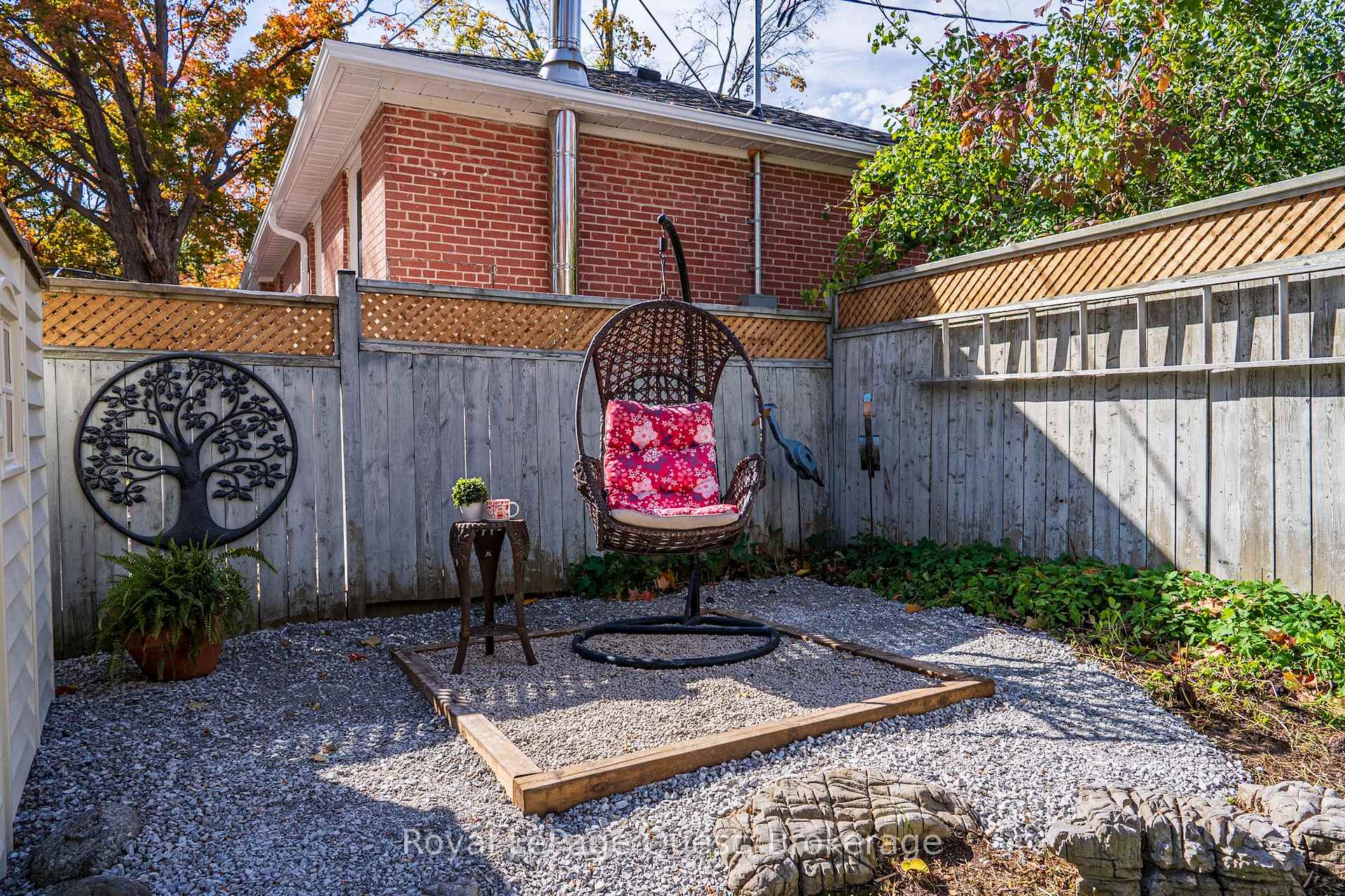 Photo 8 of 15 Karen Crescent, Orillia — HOMEH