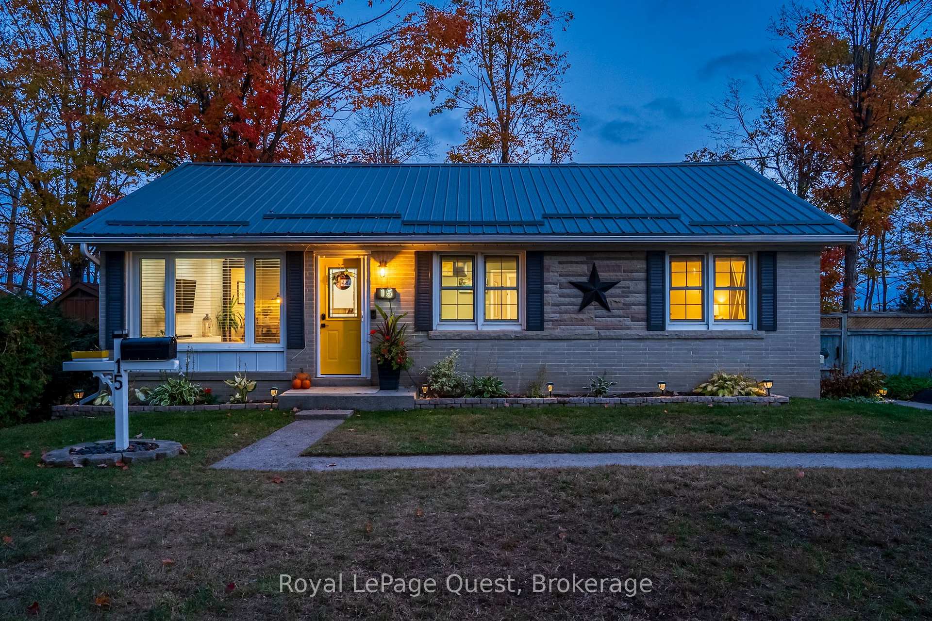 Photo 9 of 15 Karen Crescent, Orillia — HOMEH