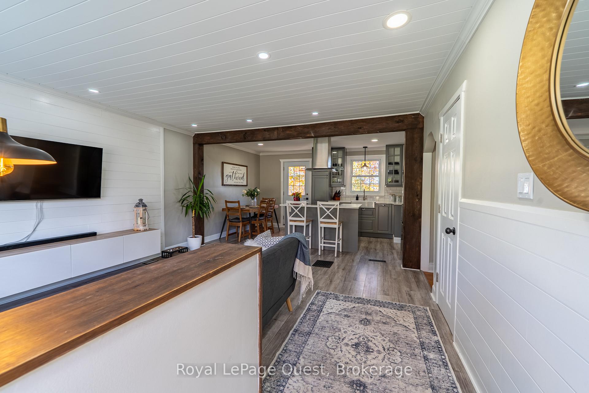 Photo 10 of 15 Karen Crescent, Orillia — HOMEH