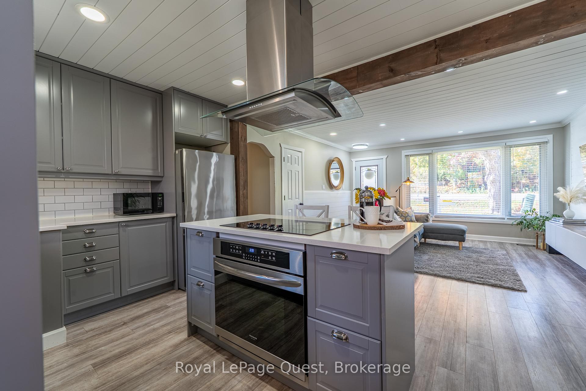 Photo 15 of 15 Karen Crescent, Orillia — HOMEH