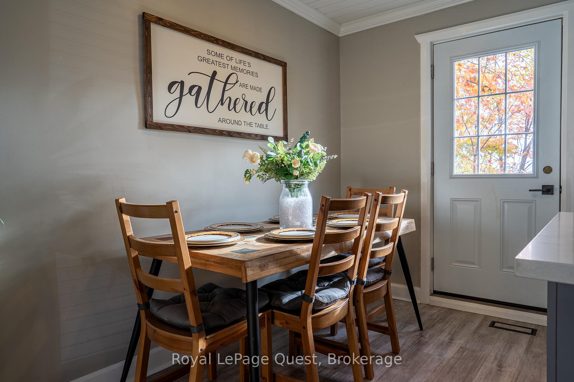 Photo 17 of 15 Karen Crescent, Orillia — HOMEH
