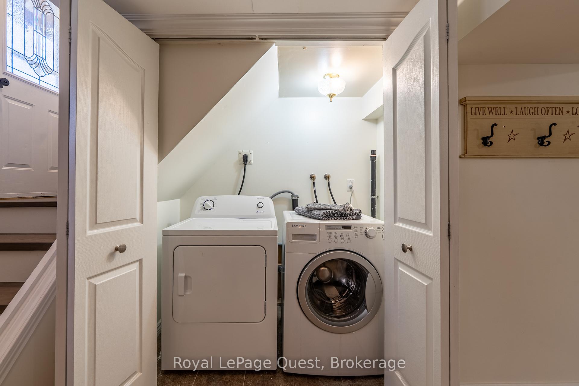 Photo 25 of 15 Karen Crescent, Orillia — HOMEH