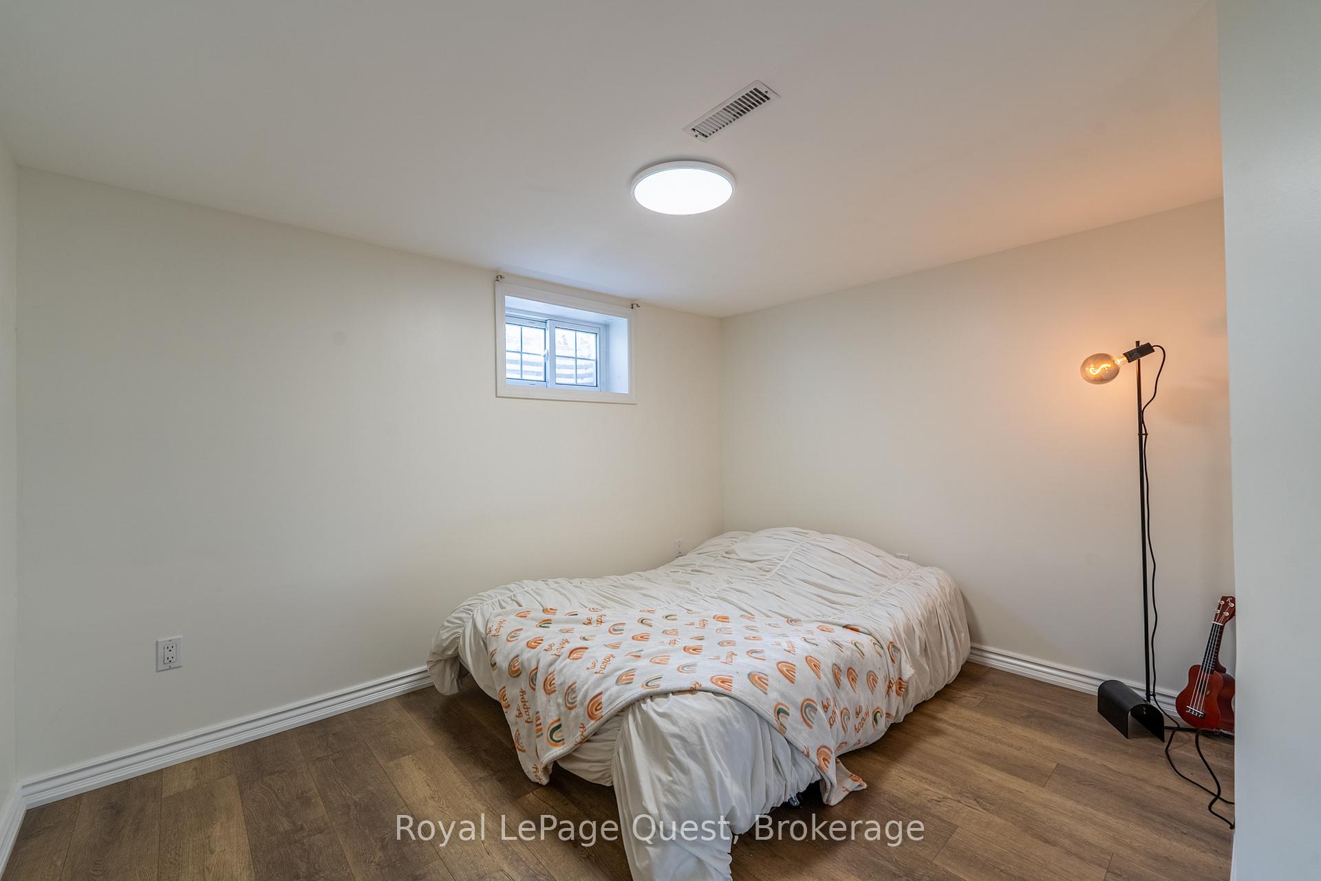 Photo 33 of 15 Karen Crescent, Orillia — HOMEH