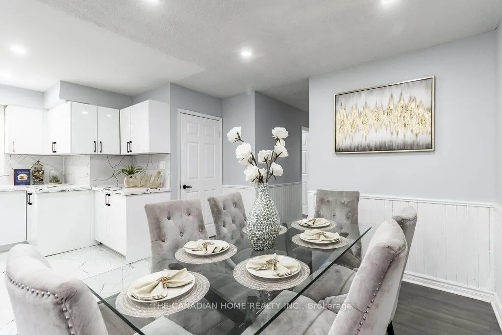 Photo 7 of Unit Upper, 7725 Jubilee Drive, Niagara Falls, Marineland — HOMEH