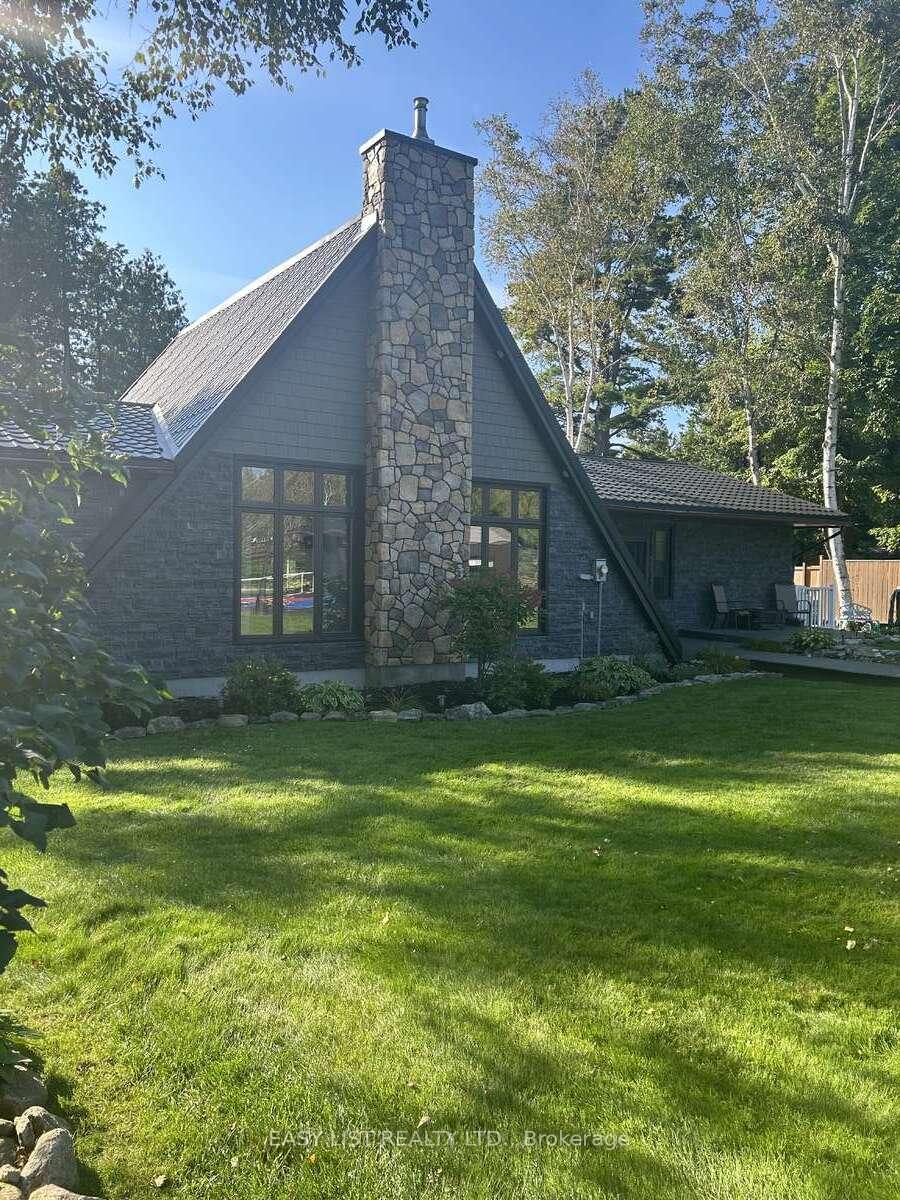 Photo 1 of 420 Priest Camp Lane, North Algona Wilberforce, North Algona/Wilberforce Twp — HOMEH