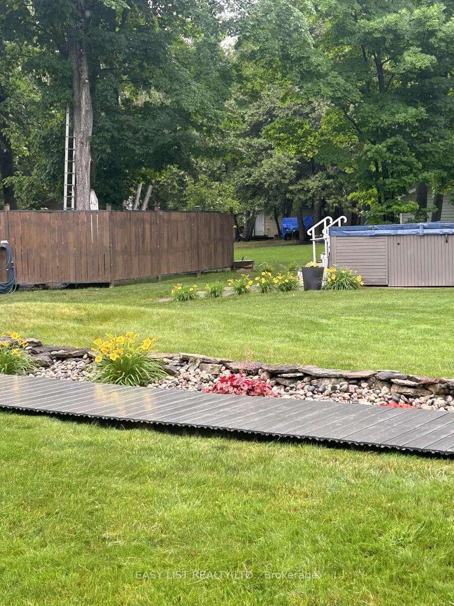 Photo 33 of 420 Priest Camp Lane, North Algona Wilberforce, North Algona/Wilberforce Twp — HOMEH