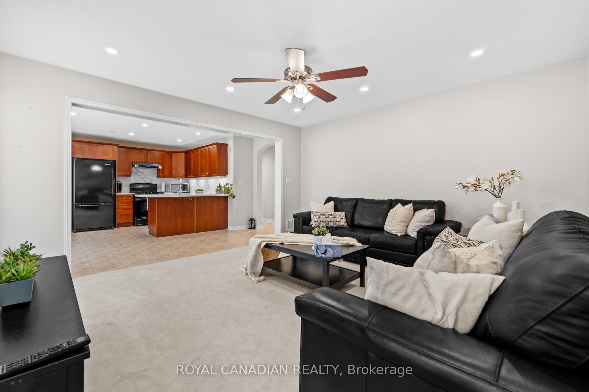 Photo 5 of 959 Lancaster Boulevard, Milton, Beaty — HOMEH