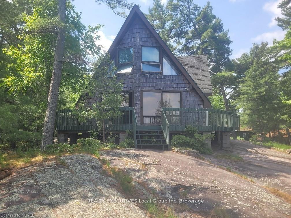 Front of 1 Richardson Island