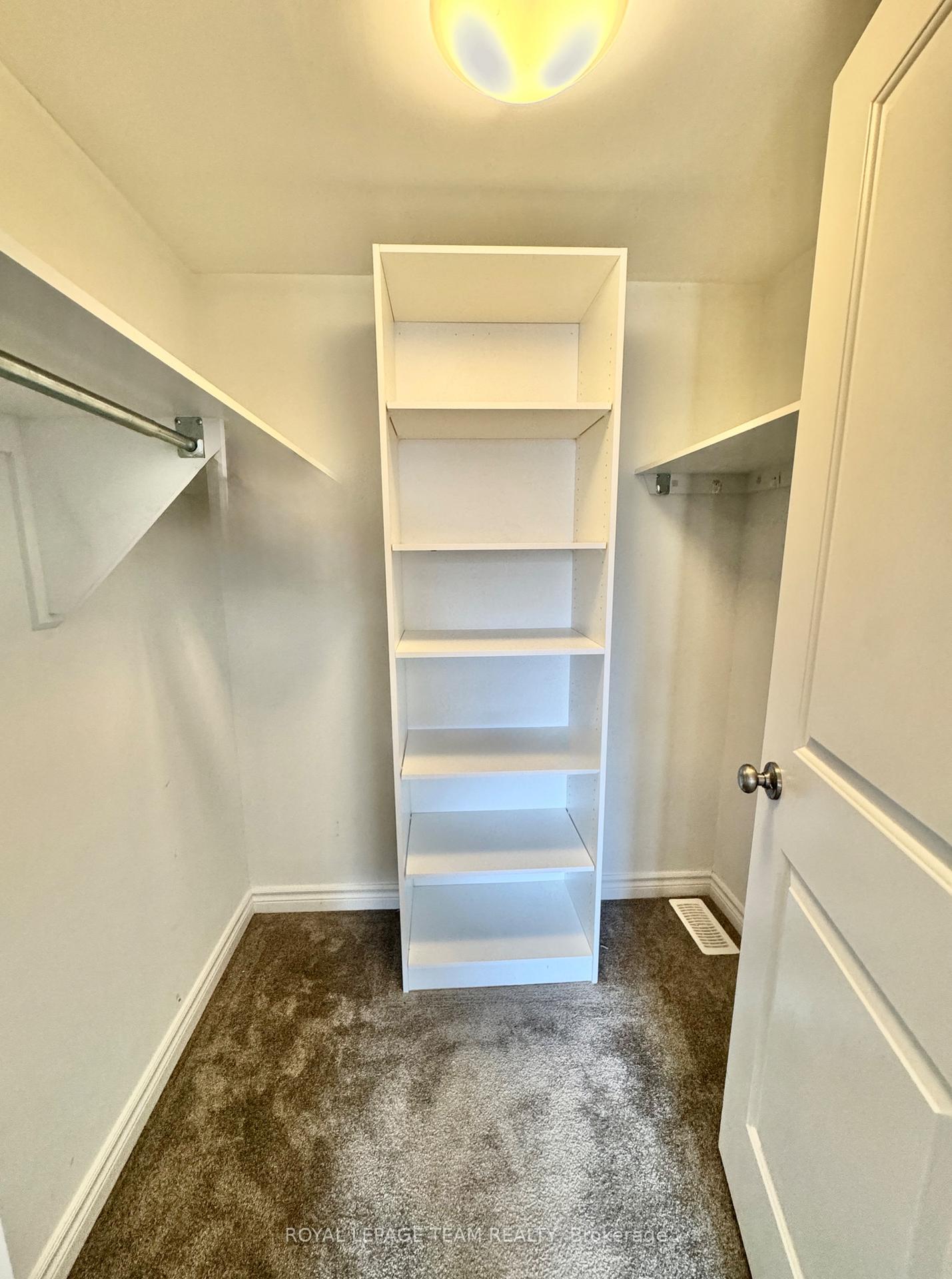 Photo 13 of 695 Cairn Crescent, Ottawa, Mer Bleue/Bradley Estates/Anderson Park — HOMEH