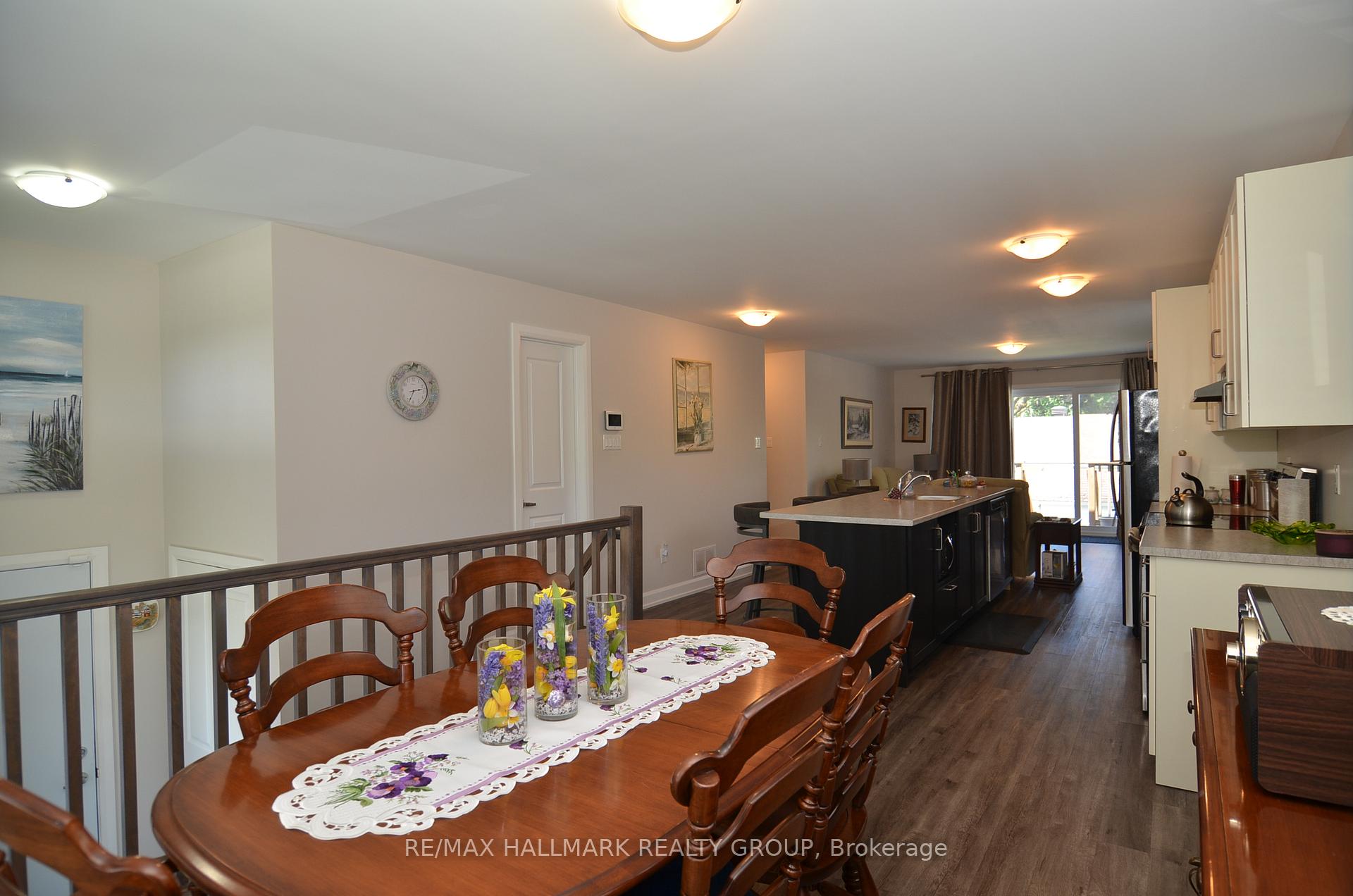 Photo 2 of Unit 1, 8009 Jeanne Darc Boulevard, Ottawa, Chatelaine Village — HOMEH