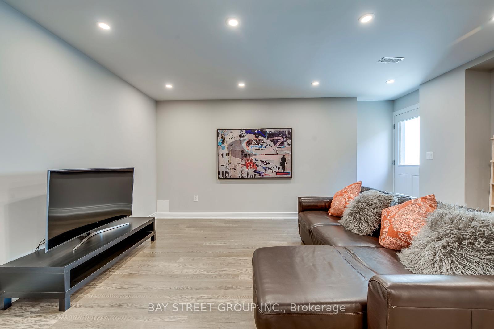 Photo 36 of 3091 Streamwood Pass, Oakville, Joshua Meadows — HOMEH