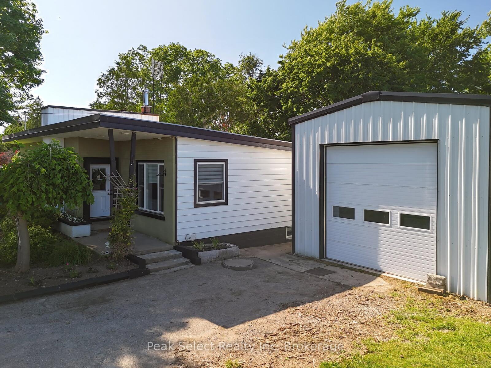 Photo 2 of 2822 Line 34, Perth East, North Easthope — HOMEH