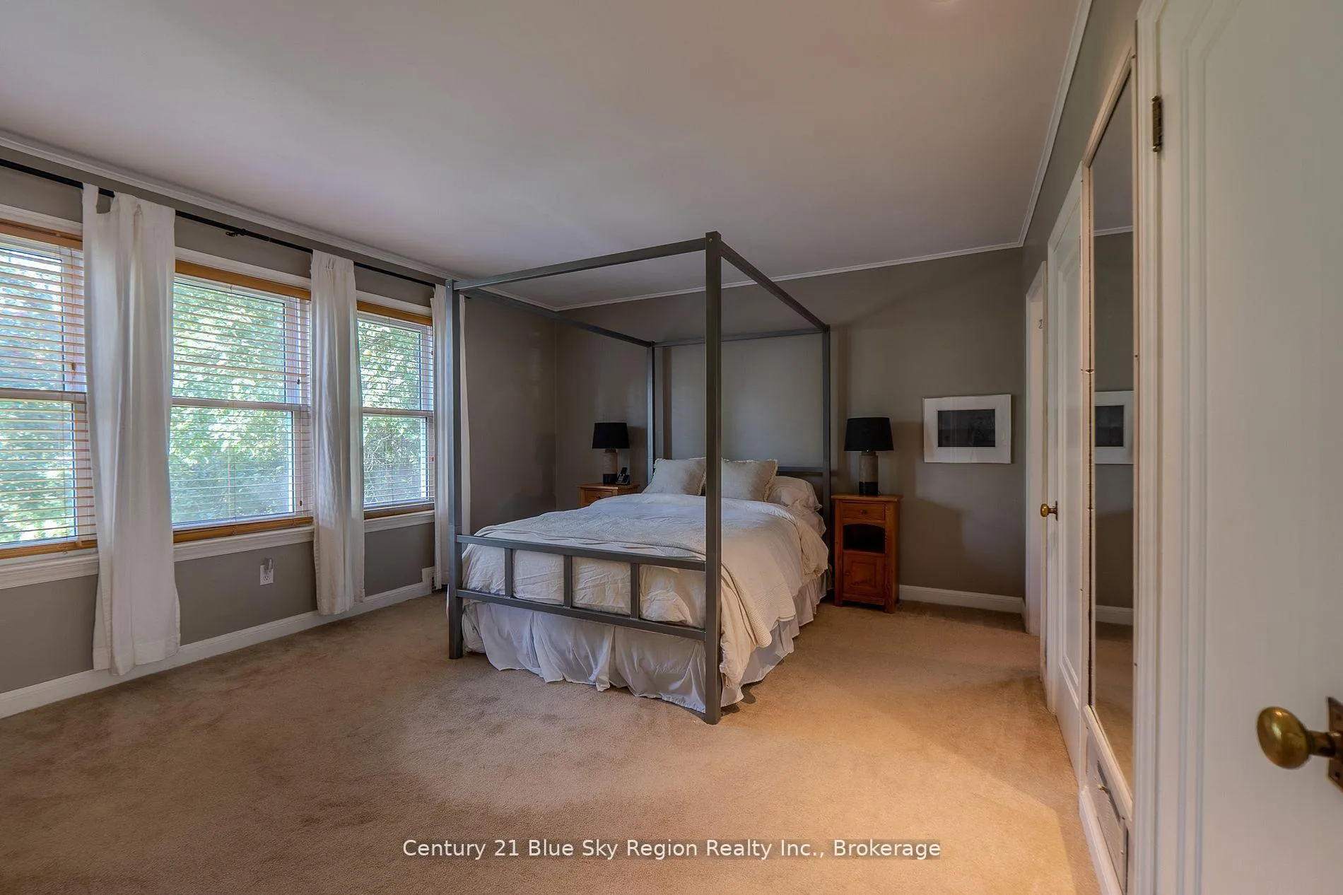 Photo 17 of 857 Bourke Street, North Bay, West End — HOMEH