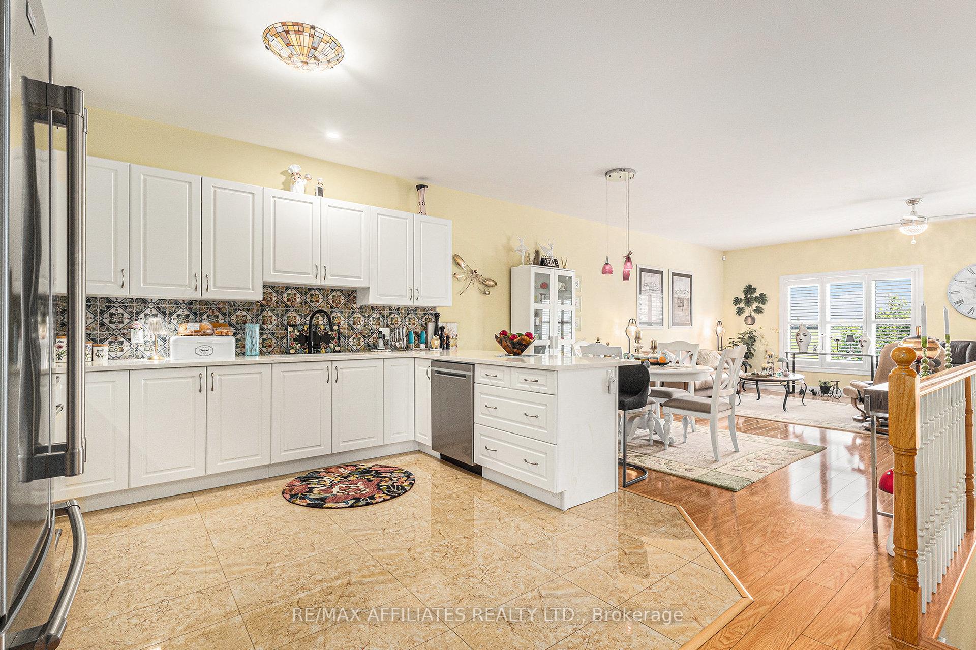Photo 8 of 465 Lancaster Lane, North Dundas, Winchester — HOMEH