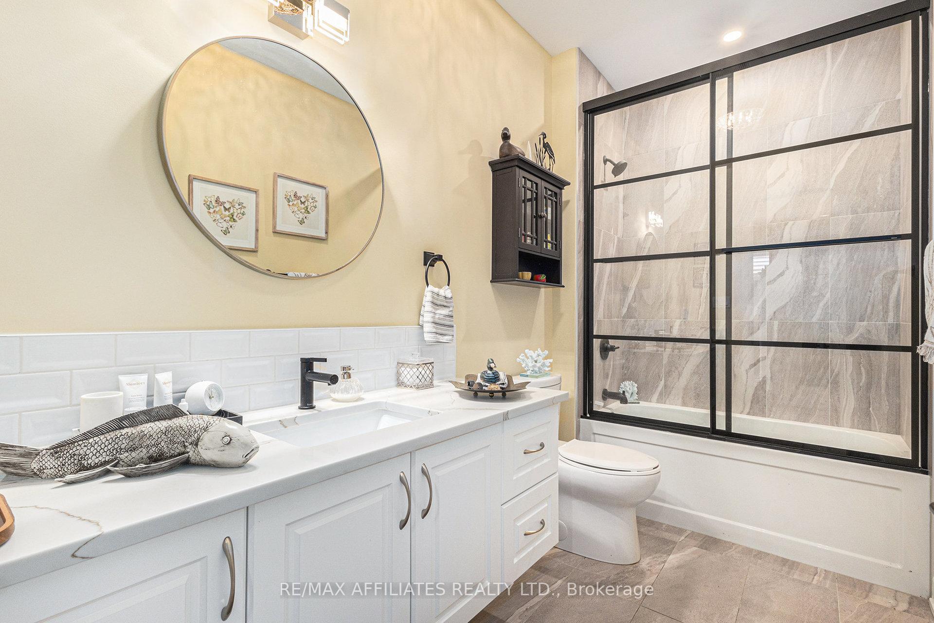 Photo 13 of 465 Lancaster Lane, North Dundas, Winchester — HOMEH