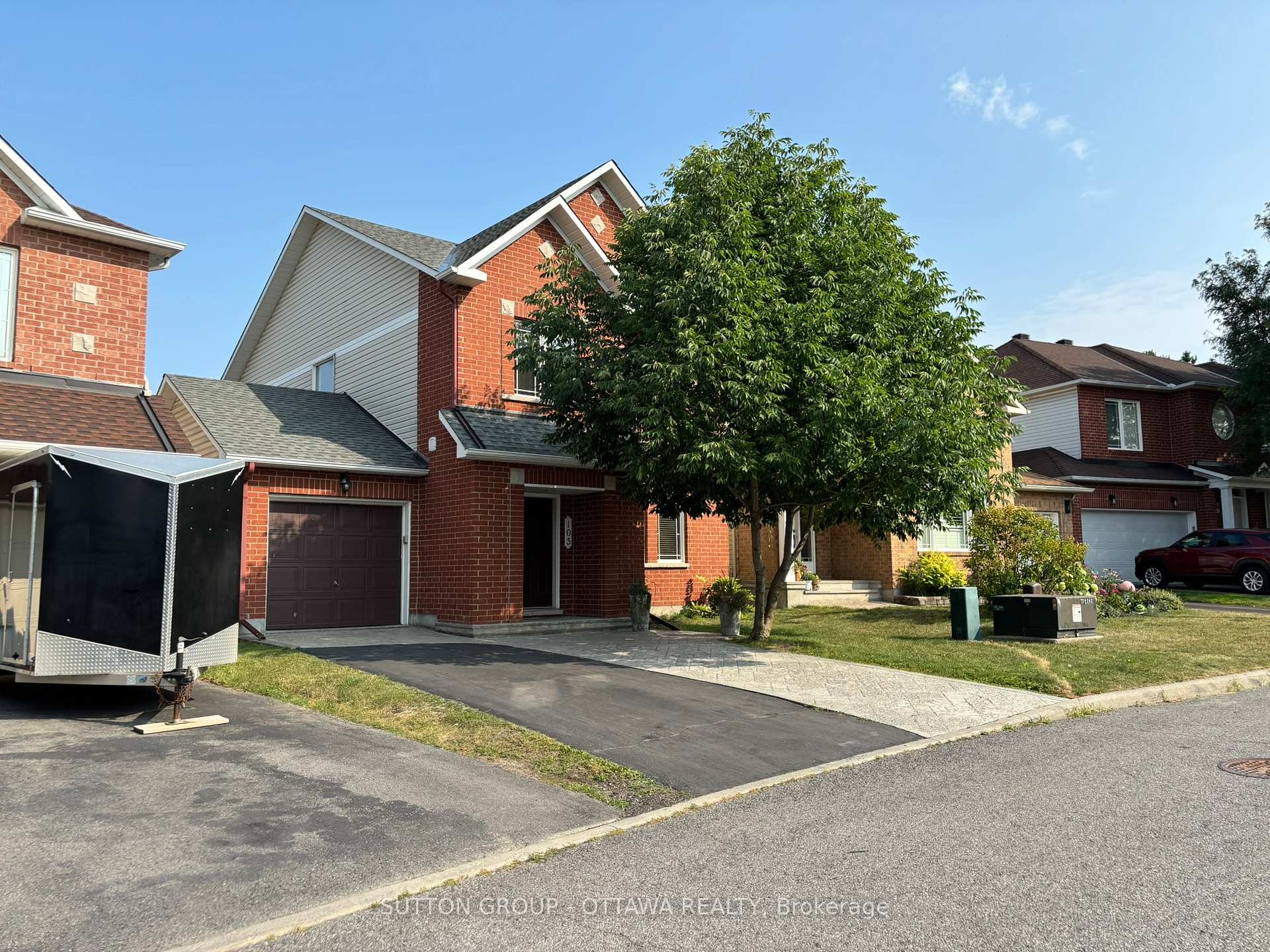 Photo 2 of 105 Copperwood Street, Ottawa, Convent Glen North — HOMEH