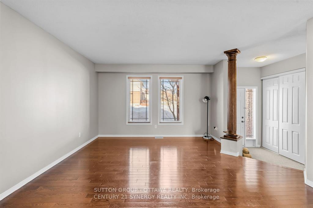 Photo 9 of 105 Copperwood Street, Ottawa, Convent Glen North — HOMEH