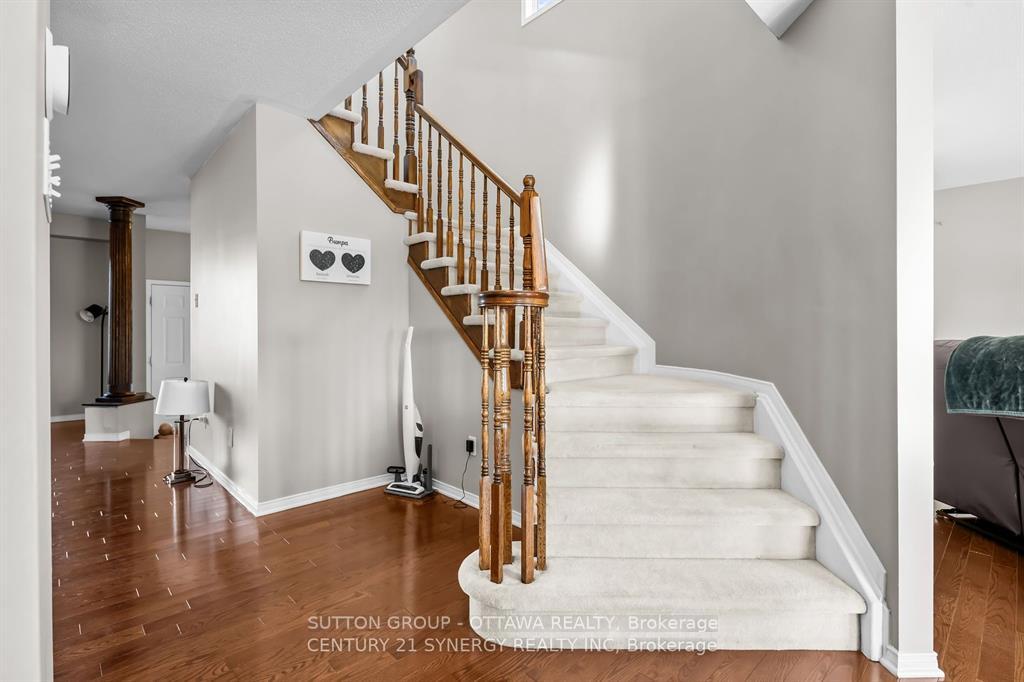 Photo 12 of 105 Copperwood Street, Ottawa, Convent Glen North — HOMEH