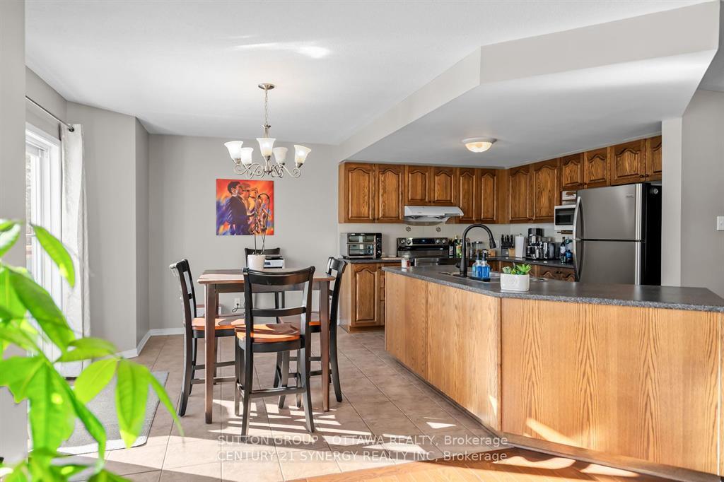 Photo 17 of 105 Copperwood Street, Ottawa, Convent Glen North — HOMEH