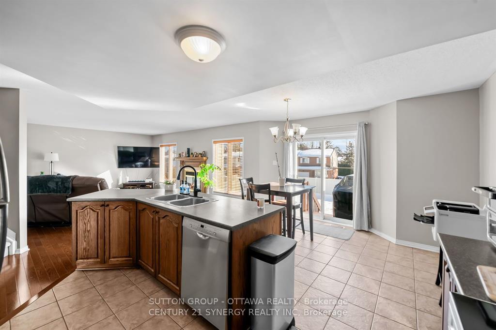 Photo 20 of 105 Copperwood Street, Ottawa, Convent Glen North — HOMEH