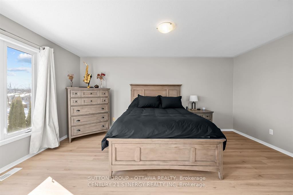 Photo 36 of 105 Copperwood Street, Ottawa, Convent Glen North — HOMEH
