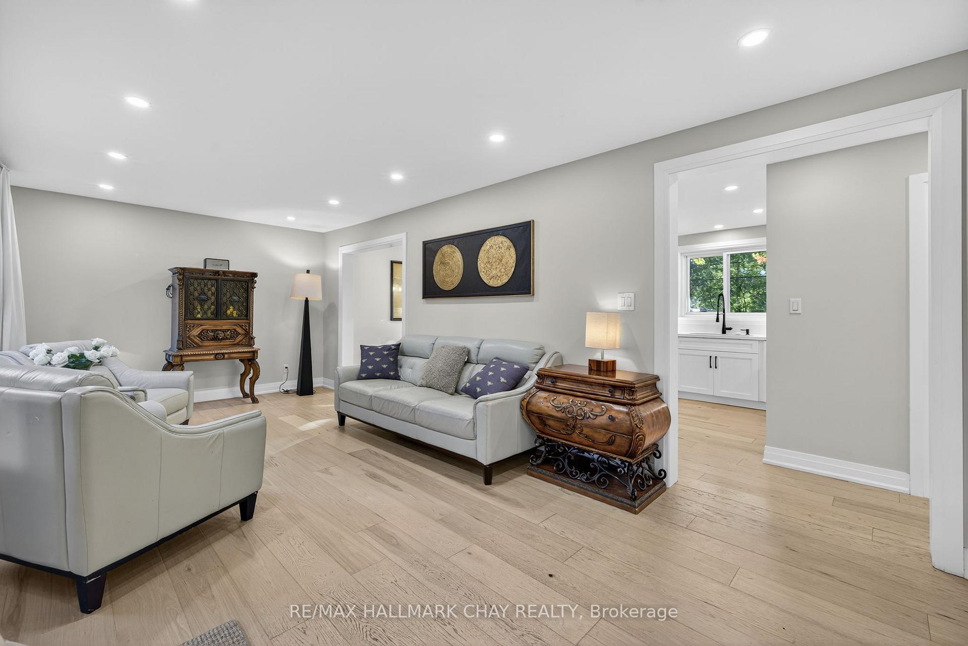 Photo 6 of 79 Adeline Avenue, New Tecumseth, Tottenham — HOMEH