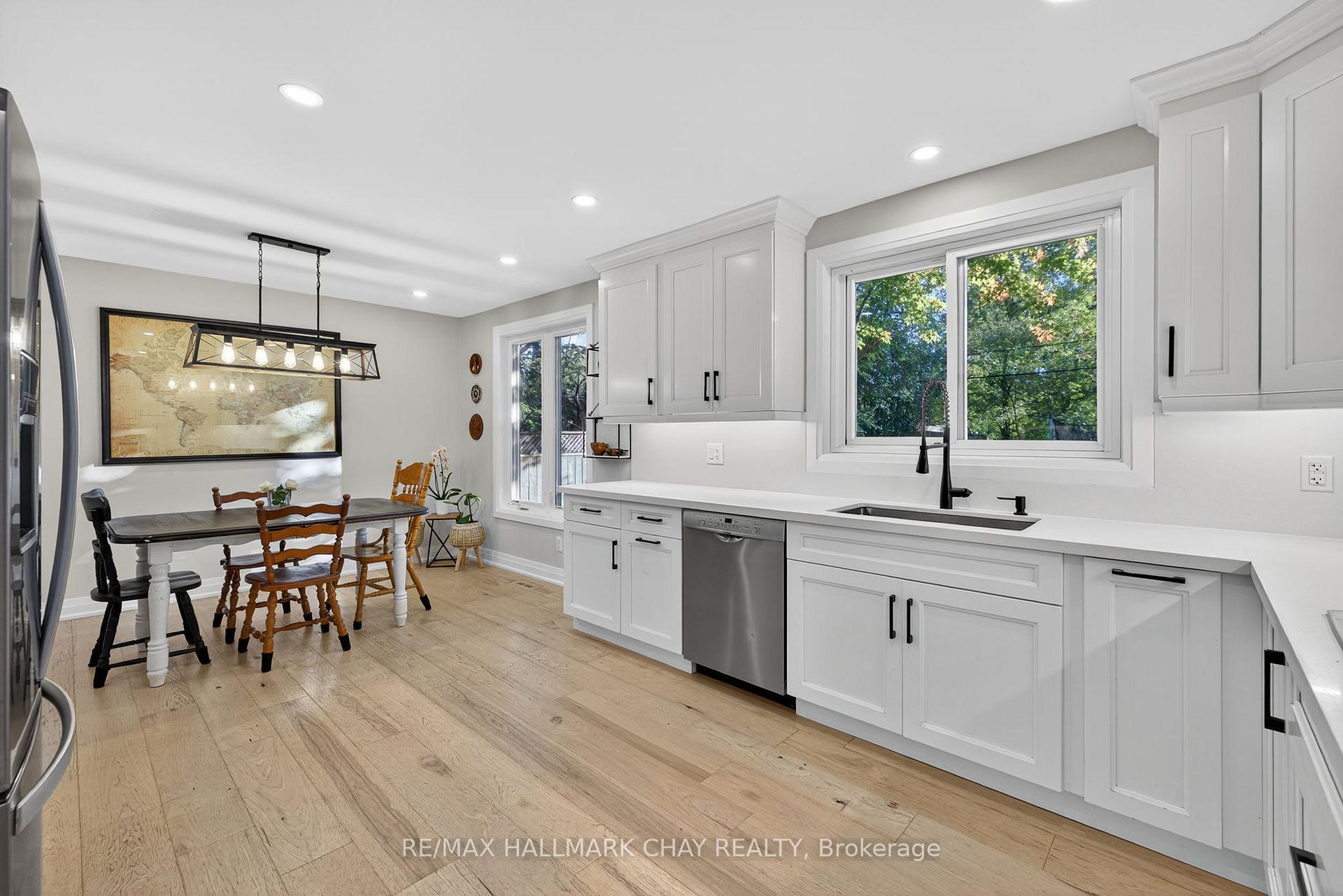 Photo 9 of 79 Adeline Avenue, New Tecumseth, Tottenham — HOMEH