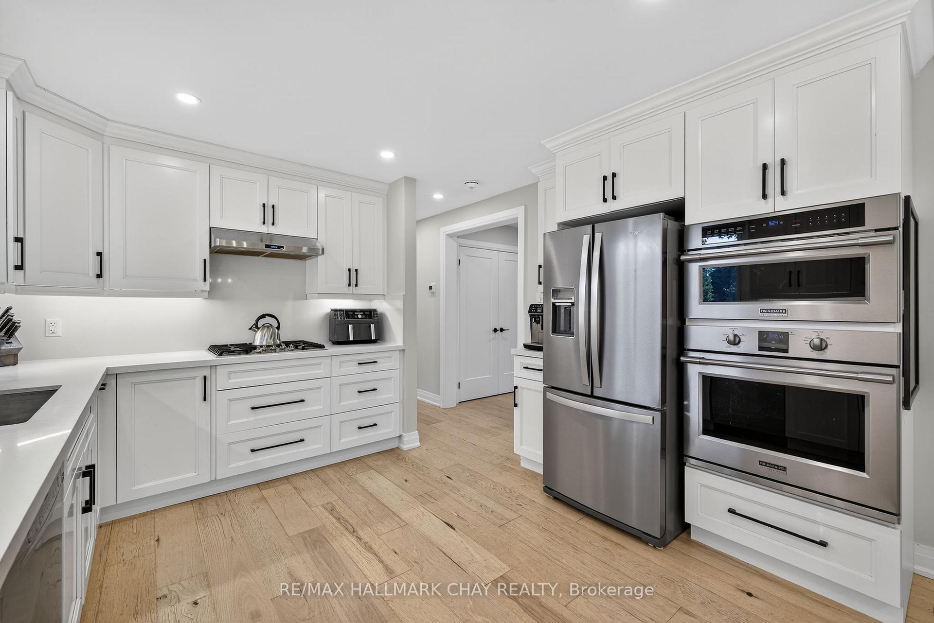 Photo 12 of 79 Adeline Avenue, New Tecumseth, Tottenham — HOMEH