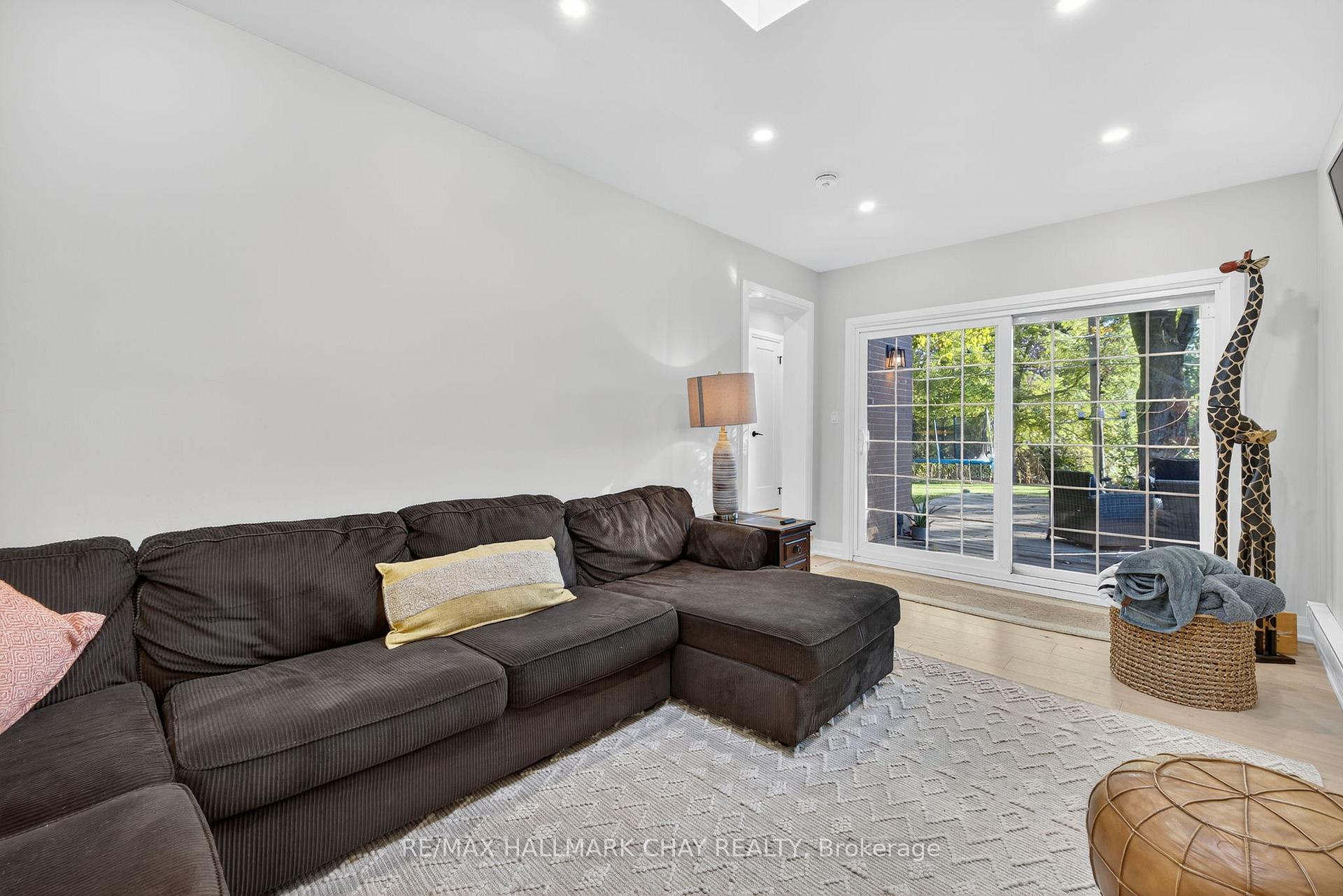 Photo 19 of 79 Adeline Avenue, New Tecumseth, Tottenham — HOMEH