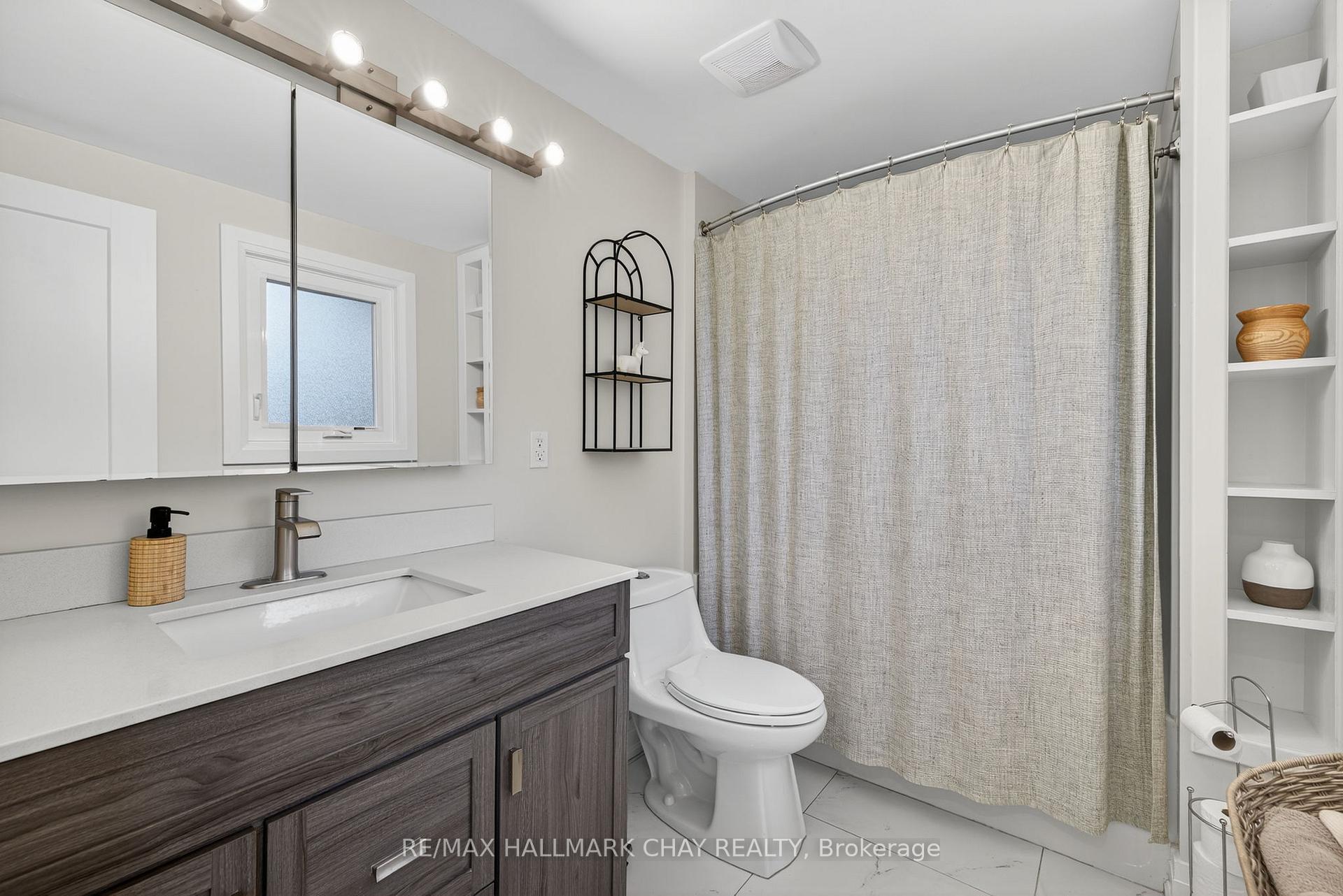 Photo 25 of 79 Adeline Avenue, New Tecumseth, Tottenham — HOMEH