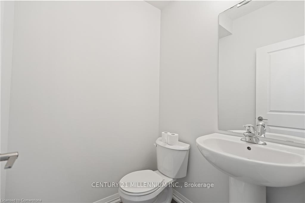 Photo 7 of 45 Saffron Way, Pelham, Fonthill — HOMEH