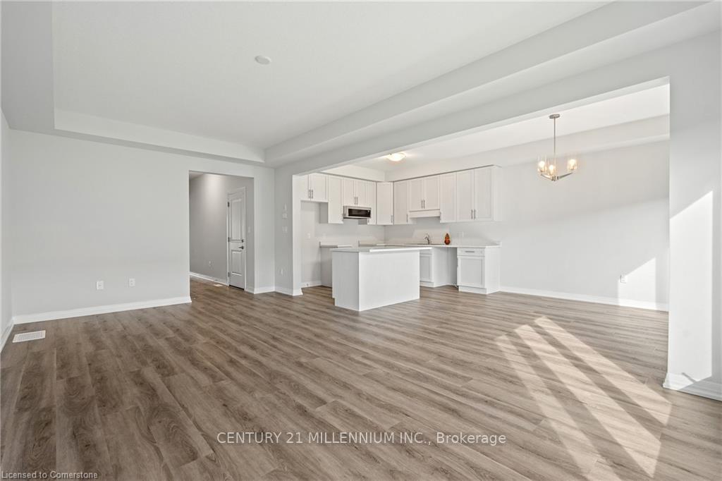 Photo 12 of 45 Saffron Way, Pelham, Fonthill — HOMEH