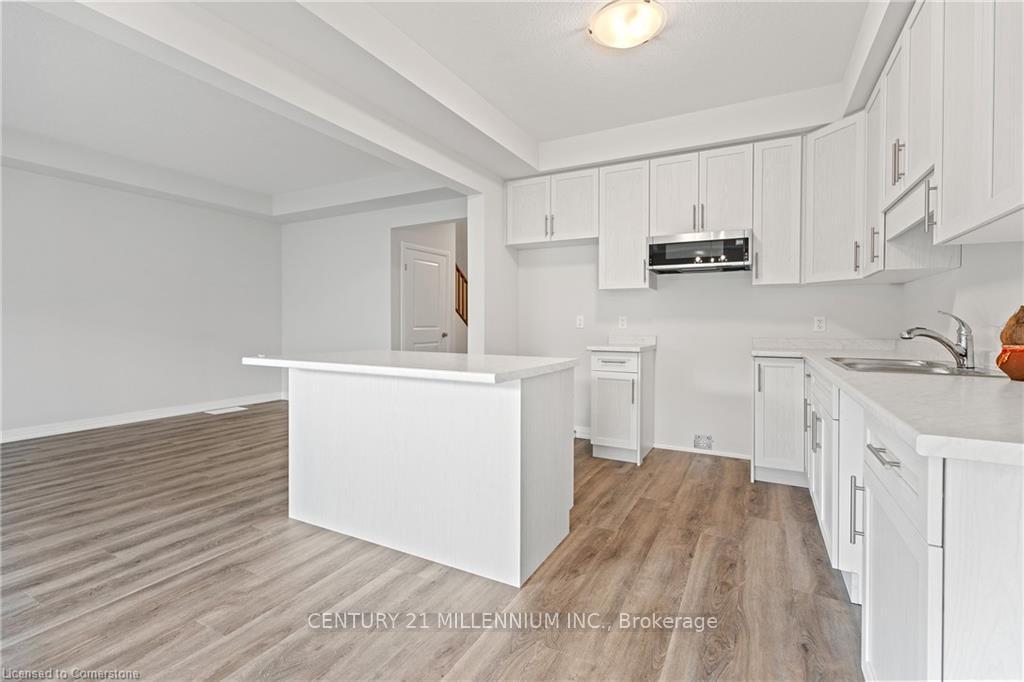 Photo 15 of 45 Saffron Way, Pelham, Fonthill — HOMEH