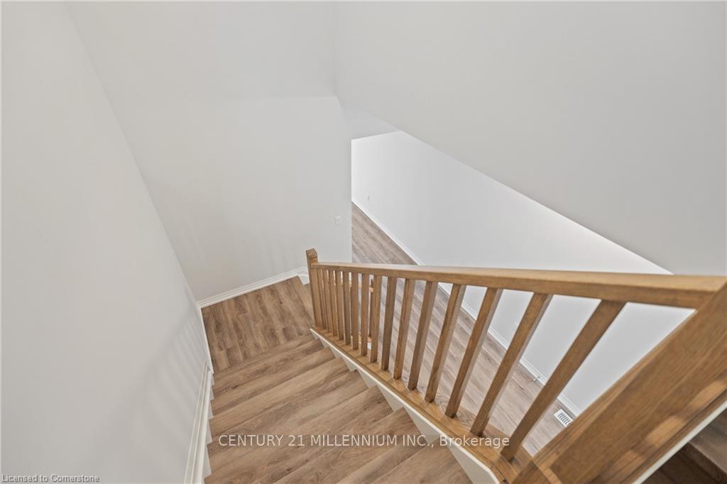 Photo 19 of 45 Saffron Way, Pelham, Fonthill — HOMEH